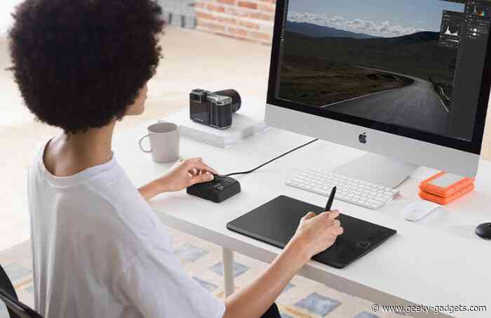 TourBox NEO photo and video editing controller €172