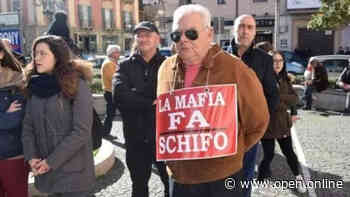 Crotone, in carcere i due 17enni che hanno aggredito l’ex sindaco anti-clan. Giallo sul movente: i ragazzi non rispondono al giudice - Open