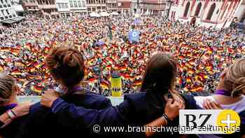 Stadt Wolfsburg will Fußballerinnen im Schloss ehren