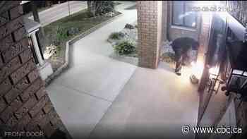 Hamilton police searching for 'serial arsonist' setting fires at Jehovah's Witnesses church