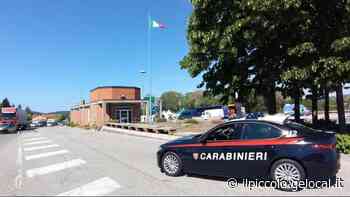 Ruba 30 profumi di marca e scappa: arrestato 29enne a Trieste - Il Piccolo