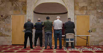 Albuquerque Police Detain Suspect in Killings of Muslim Men - The New York Times