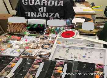 Avezzano, sequestrati oltre 2mila prodotti tra cosmetici e bigiotteria - Abruzzonews