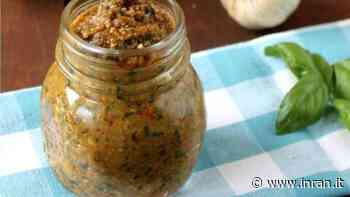 Pesto di melanzane con basilico e noci: un condimento sfizioso e saporito - INRAN