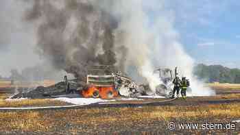 Coesfeld: Traktor brennt: Bauern bringen Wasser in Güllefässern - STERN.de