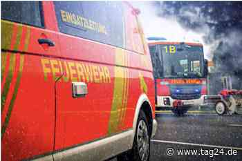 Sangerhausen: Ersthelfer ziehen Schwerverletzten (37) aus brennendem Auto - TAG24