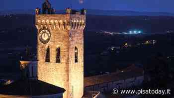 Picnic e osservazione astronomica sul prato della rocca - PisaToday