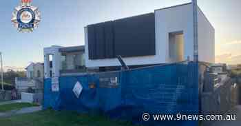 Australian Federal Police seizes $4.4 million bounty from accused Sydney drug importer - 9News