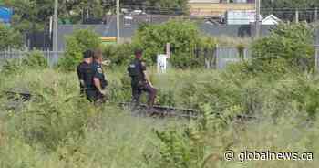 Hamilton man facing murder charge after body found near railway tracks in city’s east end - Global News