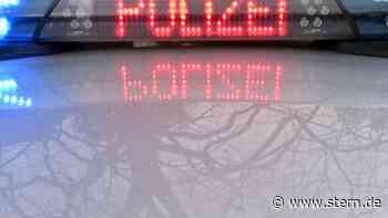 Gotha: Auto kracht auf A4 in Lkw: Fahrerin schwer verletzt - STERN.de