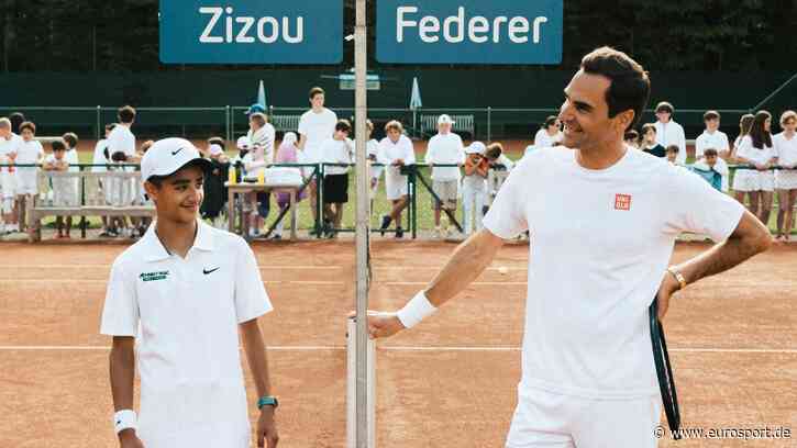 Roger Federer überrascht Tennis-Talent Zizou Ahmad in Zürich und löst Versprechen aus dem Jahr 2017 ein - Eurosport DE
