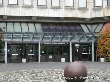 Aufmarsch vor Haus der Landrätin: Zahnarzt aus Minden muss vor Gericht - Radio Westfalica