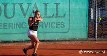 Van Damme mentaal sterker geworden; Hulster tennisster wint twee schema's in Terneuzen - Provinciale Zeeuwse Courant