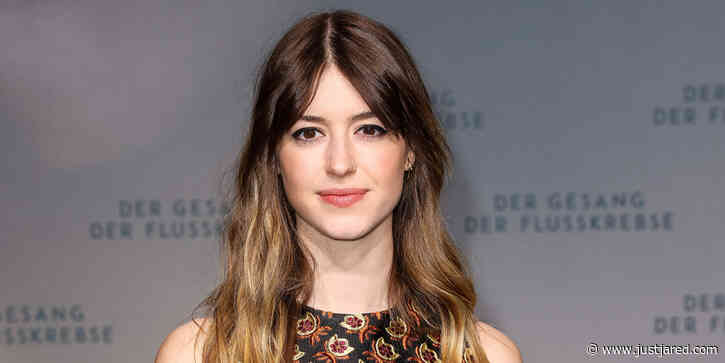 Daisy Edgar-Jones Steps Out In A Feathery Look For 'Where The Crawdads Sing' Premiere in Berlin
