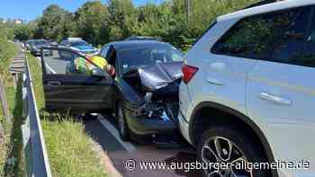 Schwerer Unfall im Donautal mit vier Verletzten, darunter drei Kinder