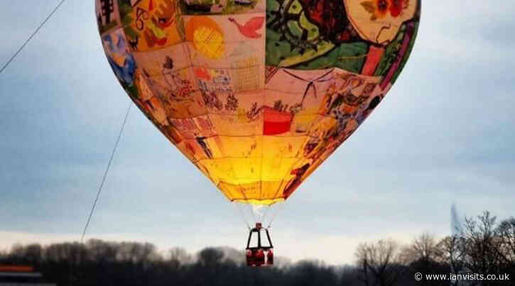 Arty hot air balloon to fly over Thamesmead