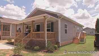 After hundreds of hours of work, Concord woman gets Habitat for Humanity house - WSOC Charlotte
