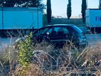 La “nuova” prostituzione a Pomezia e Ardea: in poche sul marciapiede e i clienti si prenotano su Whatsapp - Il Corriere della Città