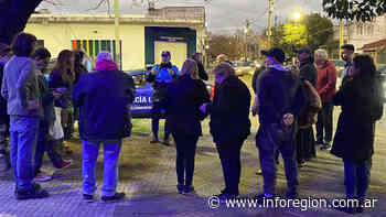 Preocupados por la inseguridad, vecinos de Lomas de Zamora se reunieron con funcionarios y policías - InfoRegión