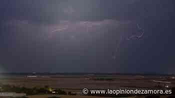 Zamora, la provincia donde más rayos cayeron ayer de toda Castilla y León - La Opinión de Zamora