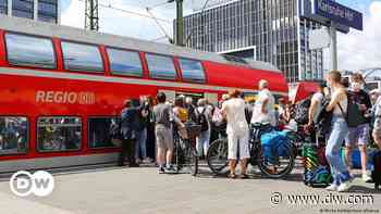 Germany's 9-euro transport ticket drives up train trips - DW (English)