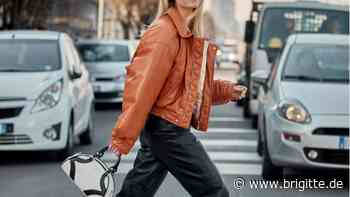 Anti-Aging-Mode: Diese Kleidungsstücke sind eine optische Verjüngungskur - BRIGITTE.de