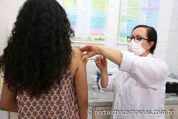 Itatiba vai aplicar 4ª dose da vacina contra covid para quem tem 25 anos - CBN Campinas