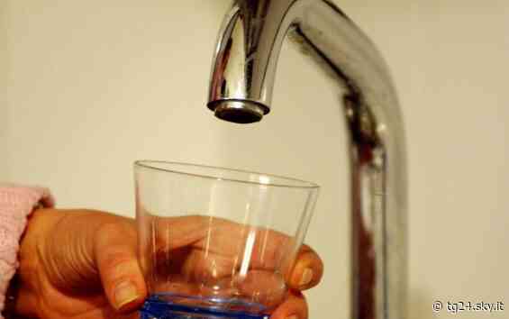 Guasto alla rete idrica, disagi a Capri: bar e ristoranti in difficoltà - Sky Tg24