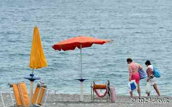 Messina, divieto di balneazione a Giardini Naxos in tre punti - Sky Tg24