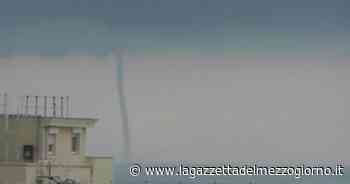 Capri, improvviso temporale estivo: turisti in fuga dalla pioggia - La Gazzetta del Mezzogiorno