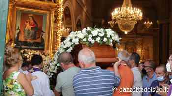 Messina, l’ultimo saluto a padre Rossano testimone di carità e accoglienza - Gazzetta del Sud