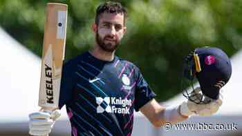 Lancashire cruise to win over Worcestershire