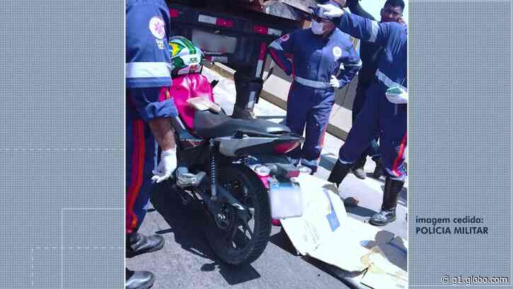Motociclista morre após bater na traseira de caminhão na Ponte Rio Negro, em Manaus - Globo