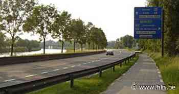 Fietssnelweg F40 afgesloten voor asfalteringswerken | Evergem | hln.be - Het Laatste Nieuws