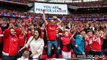 Nottingham Forest: Top-flight football returns to the City Ground after 23-year absence - BBC