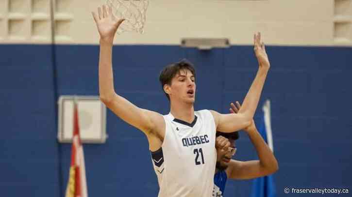 Quebec’s Olivier Rioux, world’s tallest teen, chasing hoops dream at Canada Games