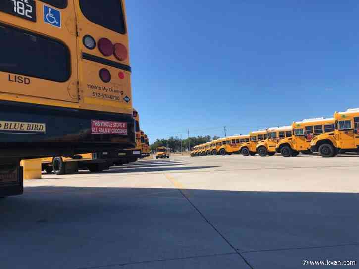 New technology limits students' time in extreme heat at the bus stop