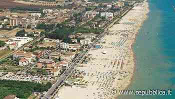 Jova Beach Party al Lido di Fermo, un lungomare (e non solo) da scoprire in bici - la Repubblica