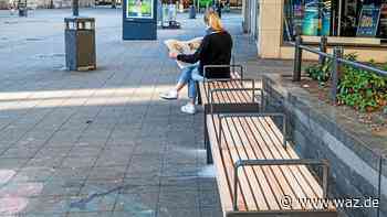 Stadt Essen stellt neue Sitzbänke in der Innenstadt auf - WAZ News