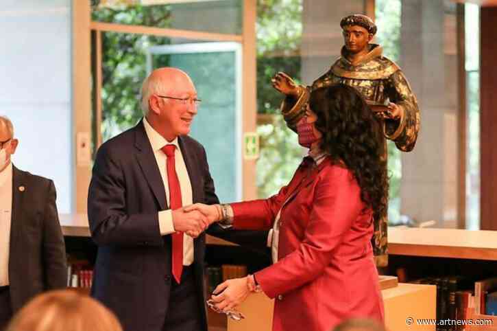 Texas Museum Sends Stolen Sculpture of the Patron Saint of Lost Things Back to Mexico 