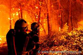European firefighters join battle to stop French wildfires - The Oldham Times