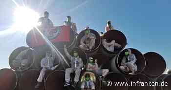 Klimaaktivisten kapern LNG-Baustelle in Wilhelmshaven