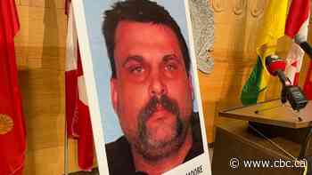 Man at centre of Sask. Amber Alert drove through barbed wire fence in illegal entry: U.S. officials