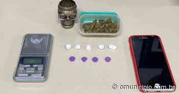 Jovem é preso por tráfico de drogas no Santa Terezinha, em Brusque - O Município