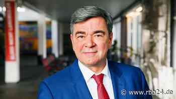 Amtierender rbb-Intendant stellt sich Fragen im Brandenburger Landtag - rbb24