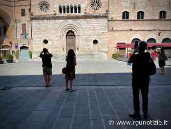 Il turismo sorride a Foligno ma pesano i rincari - Rgunotizie.it