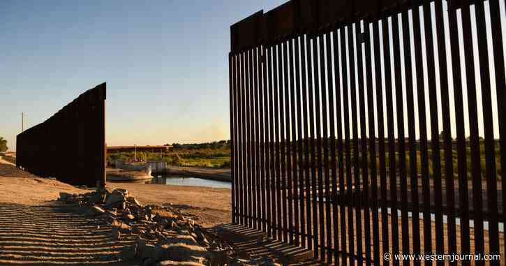 Arizona Announces It's Building Its Own Border Wall: 'The Governor Is Done Waiting for the Biden Administration to Act'