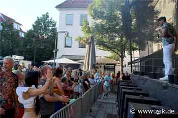 Tanzfläche vor der Bühne schnell gefüllt: Kubanische Combo bringt Lebensfreude nach Balingen - Zollern-Alb-Kurier