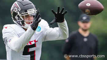Falcons first round receiver Drake London leaves preseason opener with knee injury