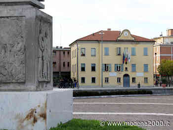 Casalgrande, un posto nella segreteria del sindaco - Modena 2000